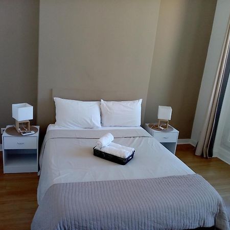 Quartier Le Plus Anime De Marseille "La Plaine Cours Julien "Chambre Avec Salle De Bain Wc Privee Integrees "Dans Appartement Exterior photo
