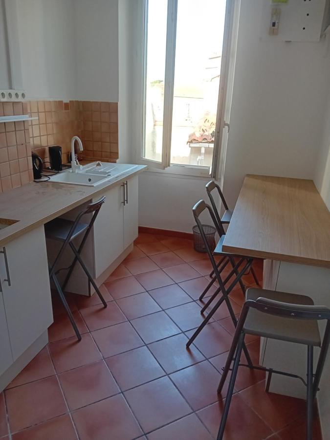 Quartier Le Plus Anime De Marseille "La Plaine Cours Julien "Chambre Avec Salle De Bain Wc Privee Integrees "Dans Appartement Exterior photo