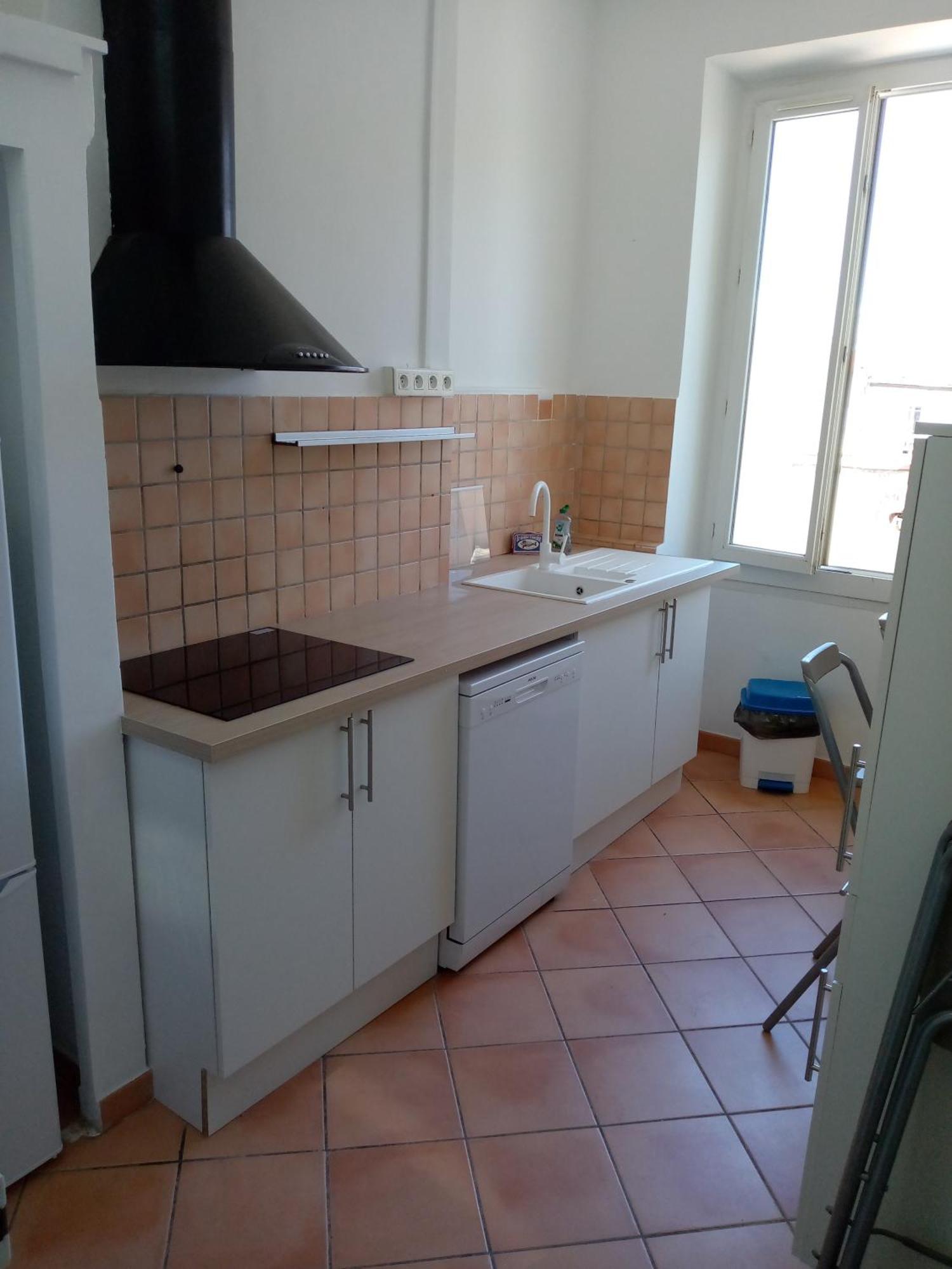 Quartier Le Plus Anime De Marseille "La Plaine Cours Julien "Chambre Avec Salle De Bain Wc Privee Integrees "Dans Appartement Exterior photo